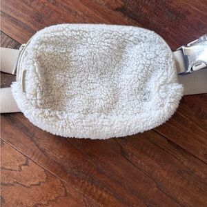 Lululemon Athletica Cream Sherpa Belt Bag